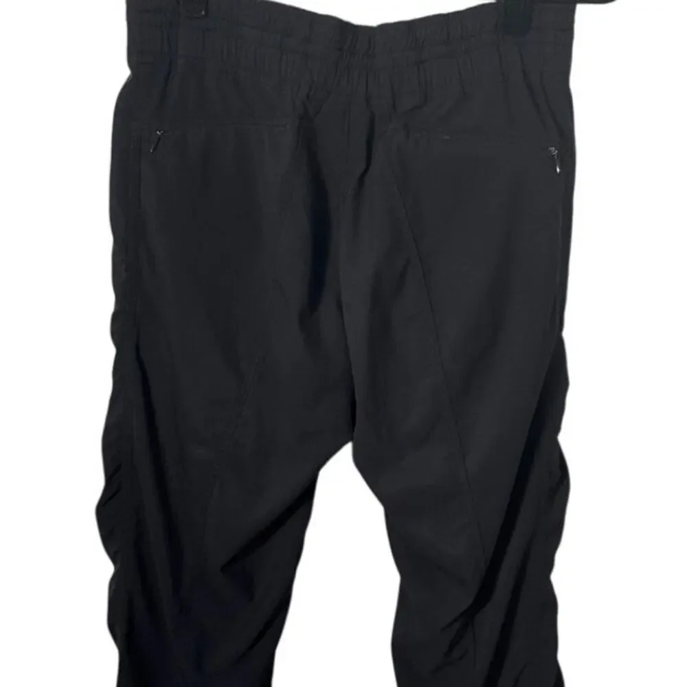 Athleta color black